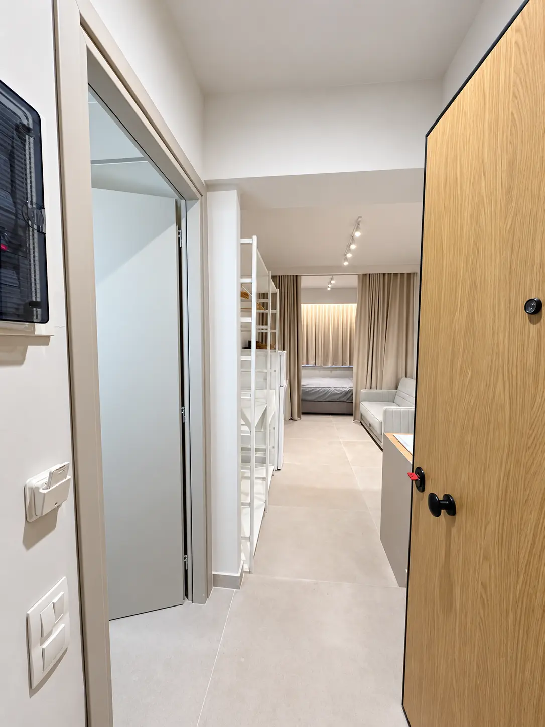 Entrance into the renovated apartment